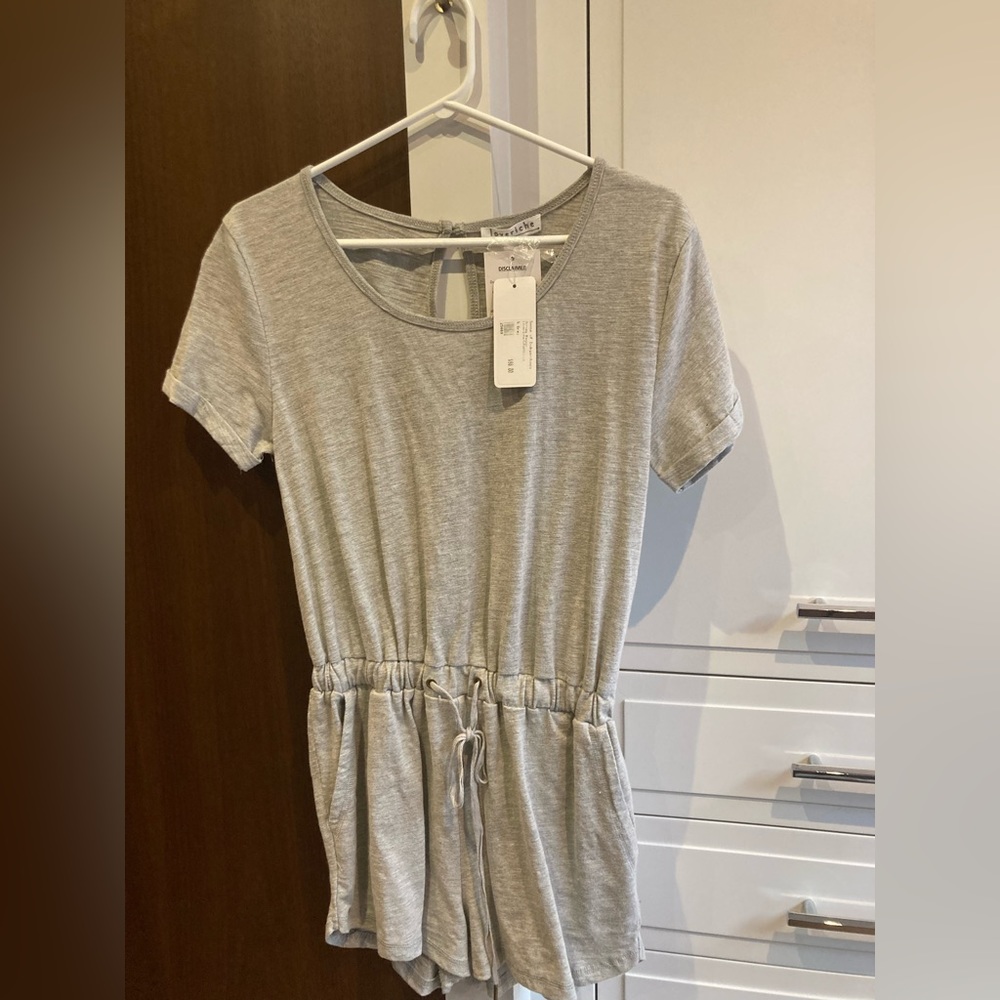 LOVERICHE Grey Short Size Small Jersey Romper